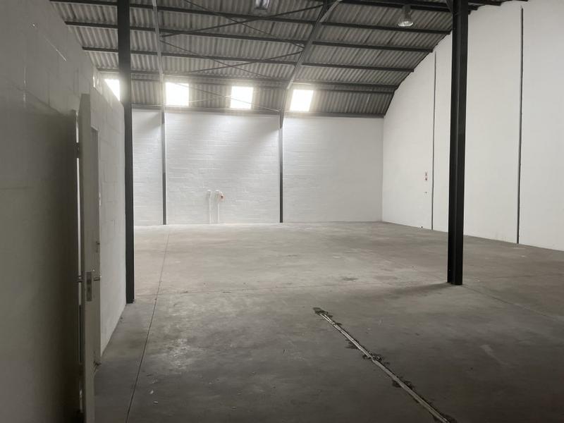 To Let Commercial Property for Rent in Montague Gardens Western Cape